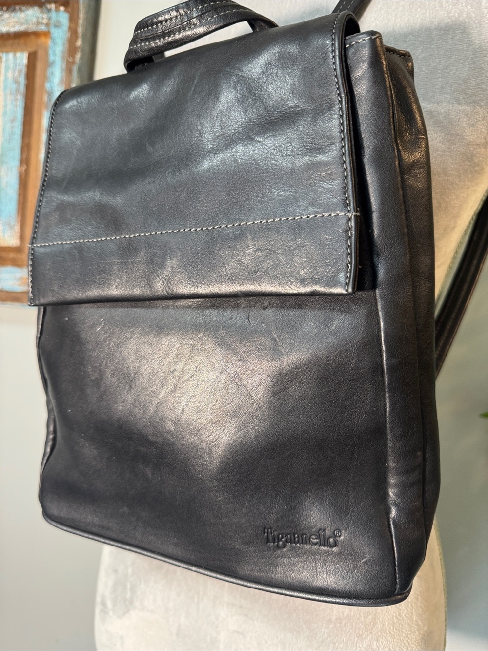 Tignanello Black Leather Bohemian Backpack Flap Closure Minimalist Everyday Bag - Picture 3 of 12